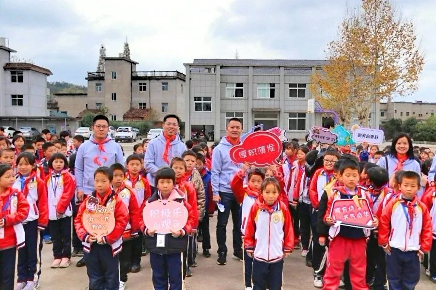为爱FUN声，书暖童心——2019中骏·上海&扬帆计划捐书活动
